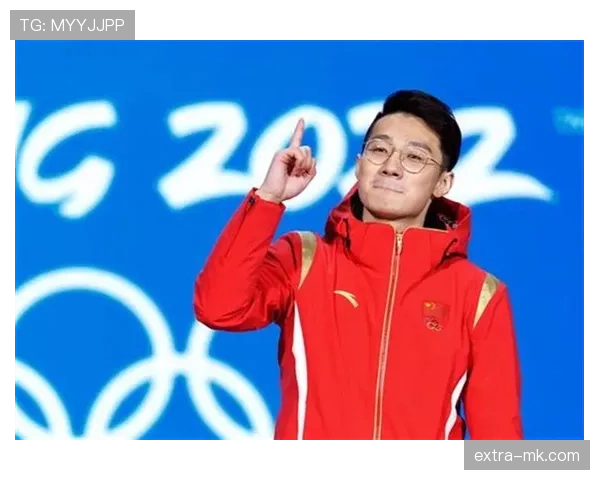 任子威训练完直接拎包去专柜刷卡,这消费节奏谁跟得上 任子威训练完直接拎包去专柜刷卡,这消费节奏谁跟得上